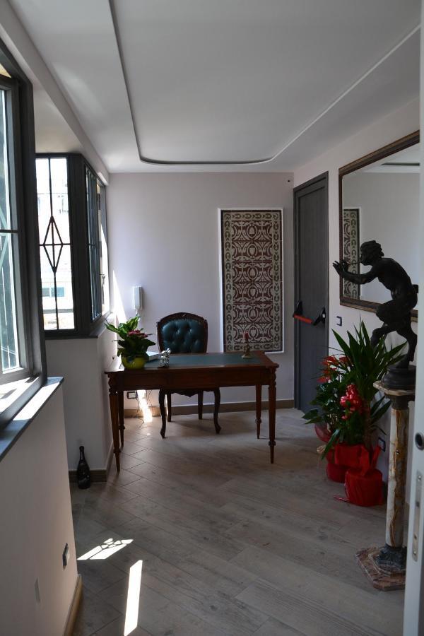 Federico Ii Couette-café Naples