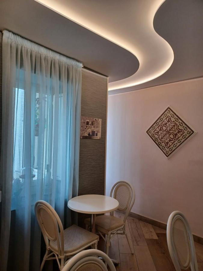 Federico Ii Couette-café